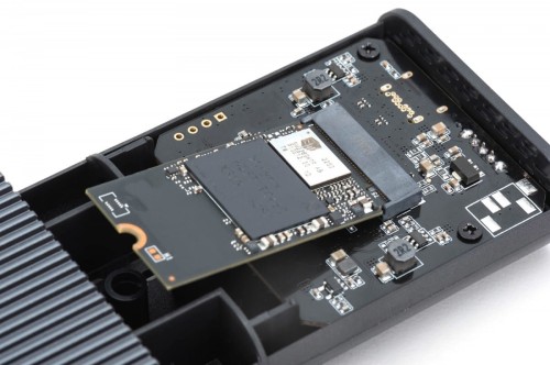 Digitus Obudowa USB 4.0 Typ C na dysk SSD M.2 NVMe 40 Gbps aluminiowa, beznarzędziowa