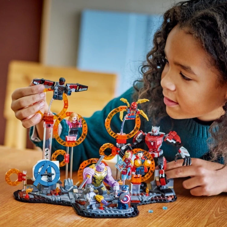 LEGO Klocki Super Heroes 76323 Avengers: Koniec gry - ostateczna bitwa
