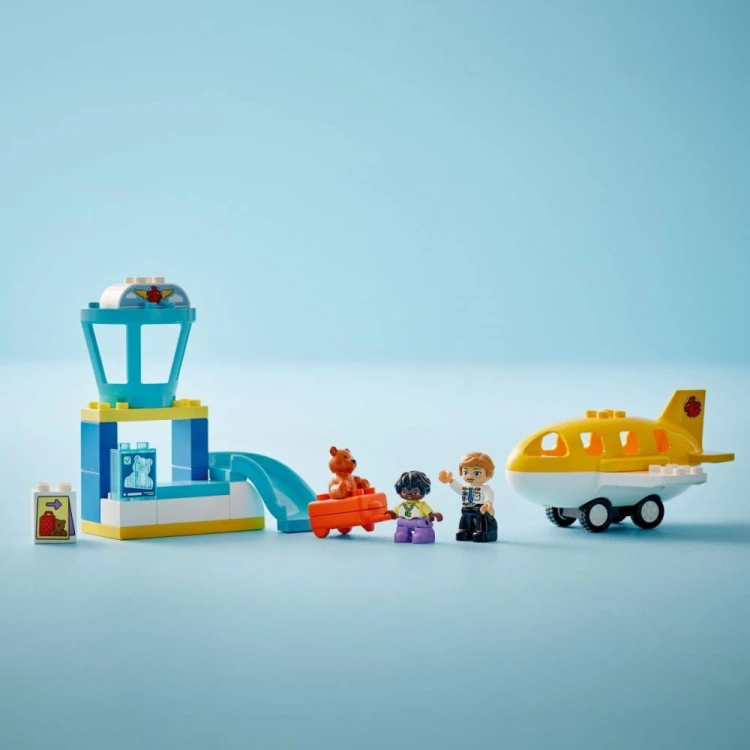 LEGO Klocki DUPLO 10443 Pierwszy raz: Na lotnisku