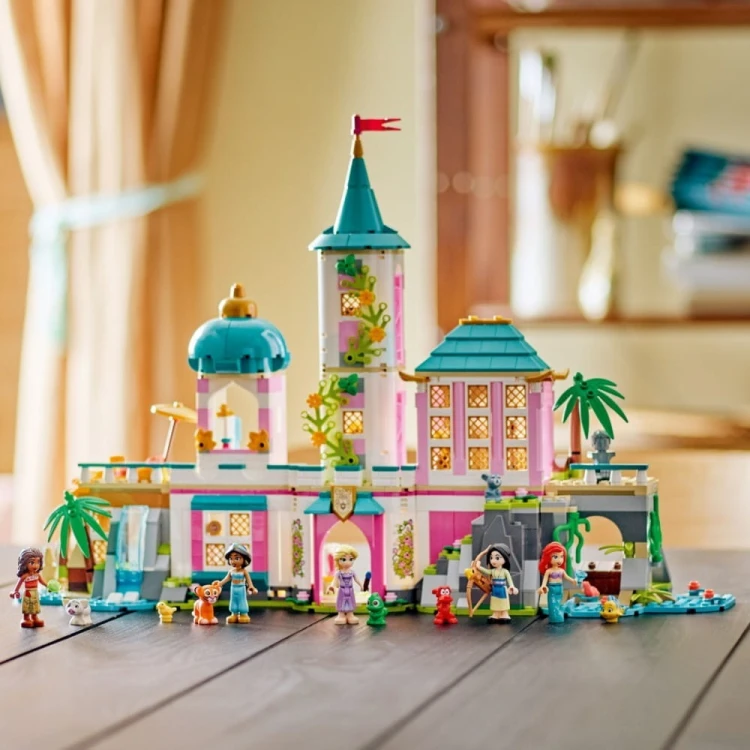 LEGO Klocki Disney 43267 Zamek księżniczek i królewskie zwierzaki