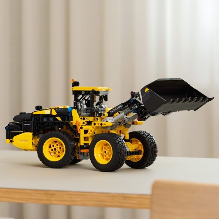 LEGO Klocki Technic 42209 Ładowarka kołowa Volvo L120 Electric