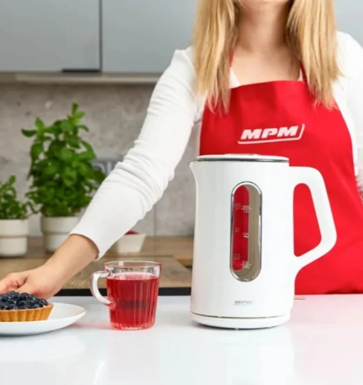 MPM Czajnik 1.5l biały MCZ-126/B