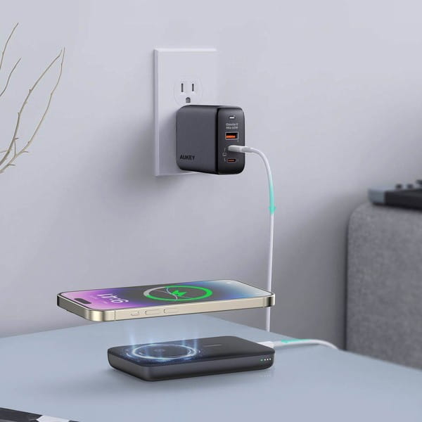 AUKEY PB-MS01 MagSafe PowerBank | 6700mAh | 20W | LED | USB-C
