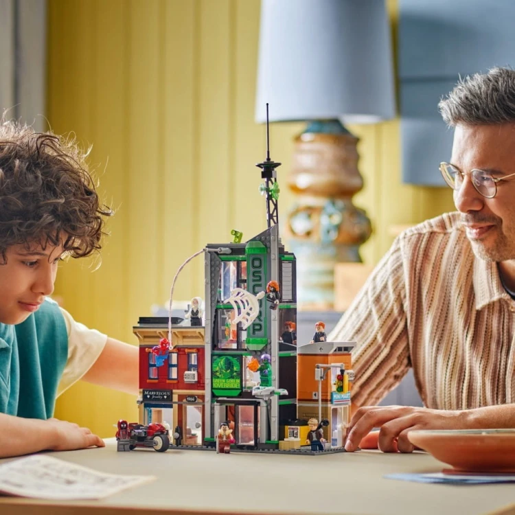 LEGO Klocki Super Heroes 76324 Spider-Man i Oscorp