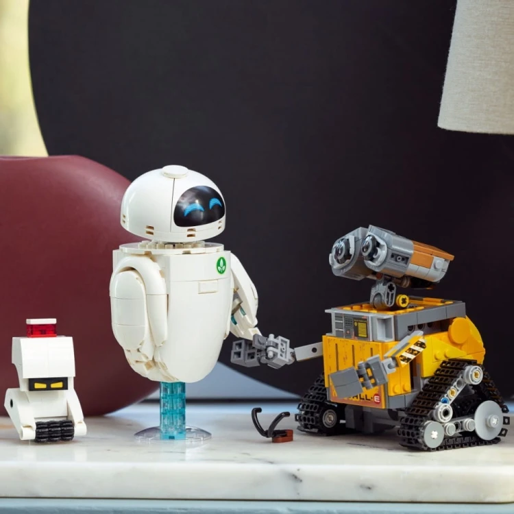 LEGO Klocki Disney Pixar 43279 Wall-e i Ewa