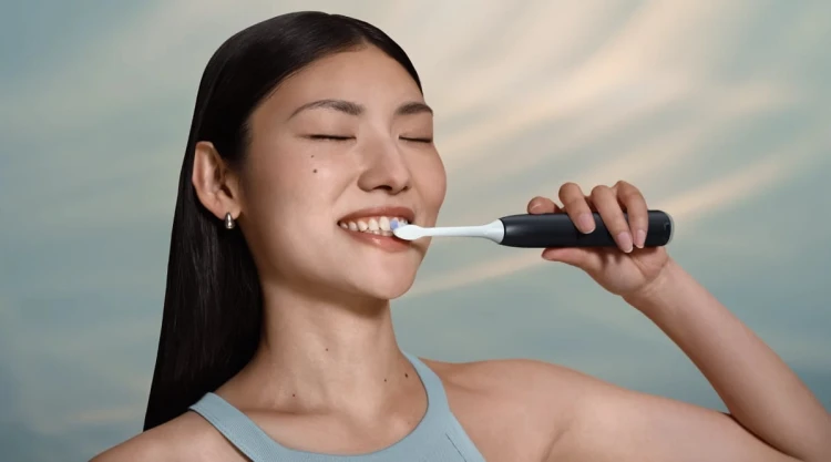 Philips Soniczna szczoteczka z aplikacją HX7411/02