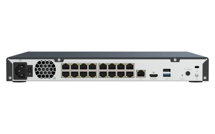 QNAP Rejestrator Network Smart NVR TVR-AI200-16CH-16P PoE+