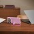 Apple Etui z podpórką Beats Kickstand zgodne z MagSafe i panelem Sterowanie aparatem do iPhonea 17 Pro - opalowy różowy