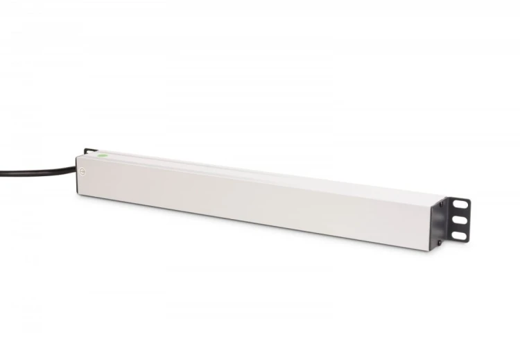 Digitus Listwa zasilająca PDU Rack 19" z zabezpieczeniem przeciążeniowym, 8 gniazd Schuko CEE 7/3 (45°), kabel 2m wtyk Unischuko, 16A, aluminiowa