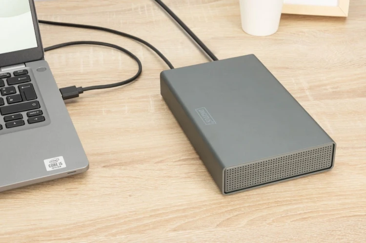 Digitus Obudowa zewnętrzna USB 3.0 na dysk SSD/HDD 3.5" SATA III max. 16 TB z zasilaczem, aluminiowa