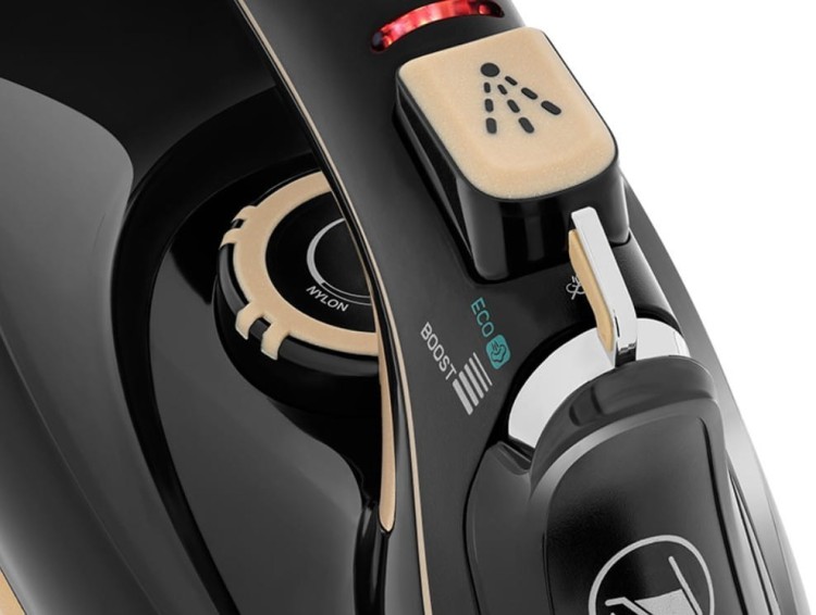 Lafe Żelazko parowe VaporMax 3000W