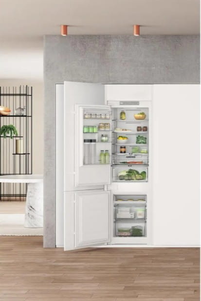 Whirlpool Chłodziarko-zamrażarka do zabudowy WHC18T322