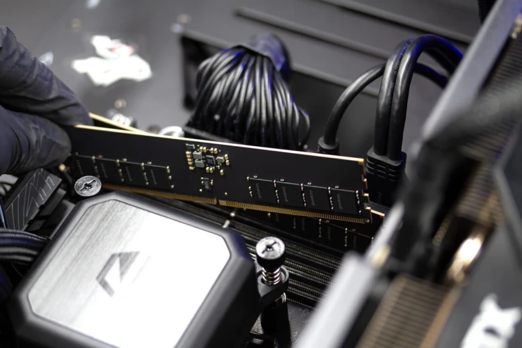 GOODRAM Pamięć DDR5 CUDIMM 16GB(1*16) 6400 CL52