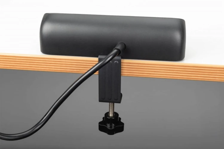 Digitus Listwa zasilająca biurkowa, 3 gniazda Schuko, 2x USB-A (2x 12W), 1x USB-C (30W) z zaciskiem na blat, kabel 1,5m, czarna
