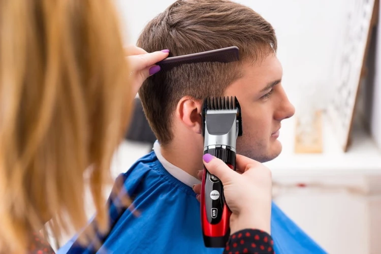 Eldom Strzyżarka do włosów MG10U