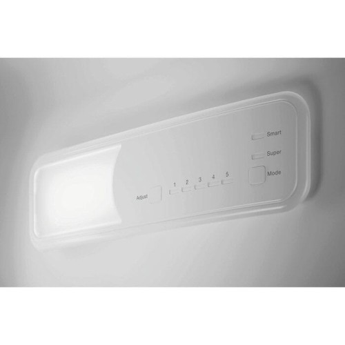 Electrolux Chłodziarko-zamrażarka BI ENS3SE18S