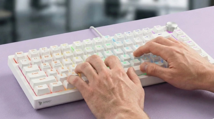 Savio Klawiatura magnetyczna ASTRAL White OUTEMU White jade RGB