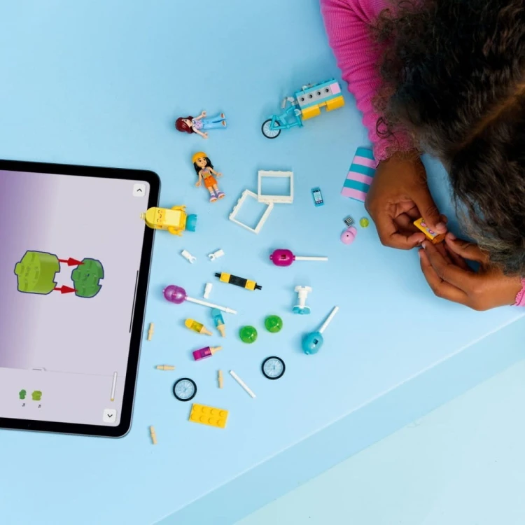 LEGO Klocki Friends 42692 Stoisko z lodami i balonami