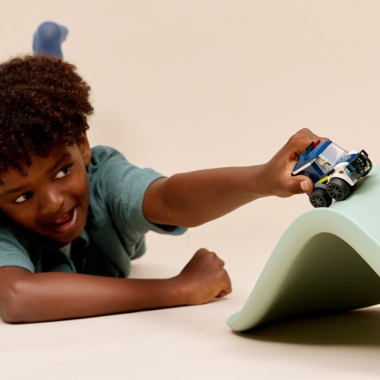 LEGO Klocki City 60481 Pojazdy - Ciężarówka policyjna