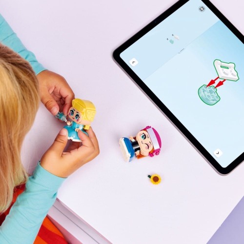 LEGO Klocki Disney 43284 Mała Anna i Elza