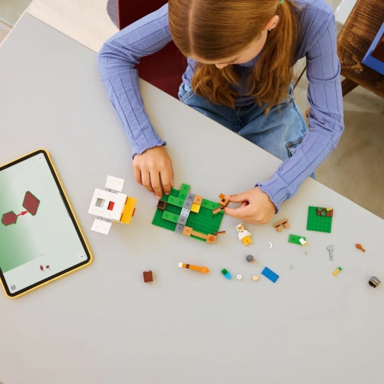 LEGO Klocki Minecraft 21585 Farma kurczaków