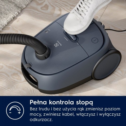 Electrolux Odkurzacz workowy linia 600 EB61C4DB