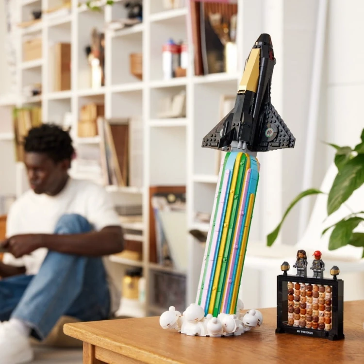 LEGO Klocki Icons 10391 Radość z Pharrellem Williamsem