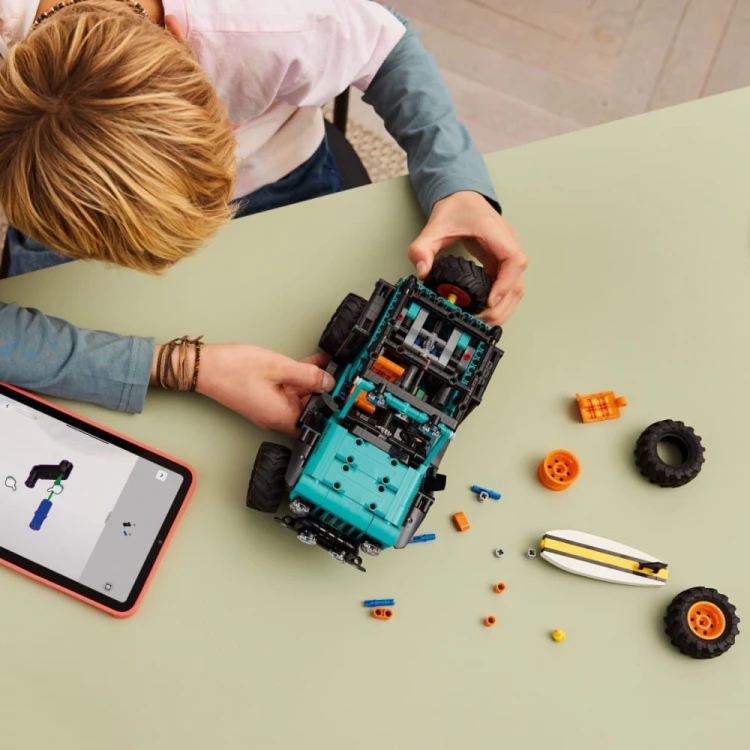 LEGO Klocki Technic 42227 SUV Jeep Wrangler Rubicon