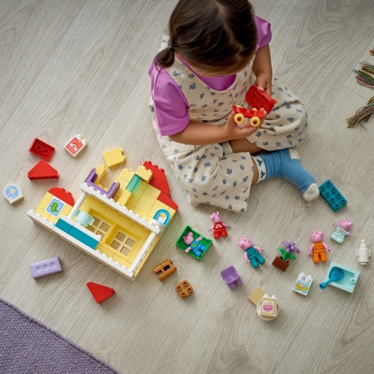 LEGO Klocki DUPLO Peppa Pig 10467 Dom rodzinny