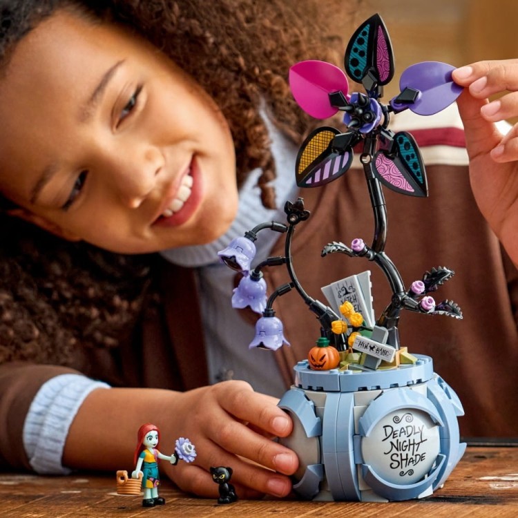 LEGO Klocki Disney 43288 Doniczka Sally