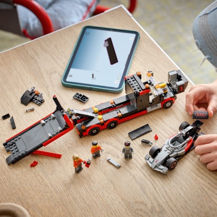 LEGO Klocki City 60493 Ciężarówka F1 z bolidem Audi F1