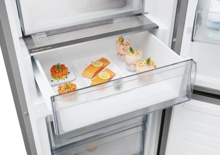 Candy Chłodziarko-zamrażarka ECN4CQTEX186