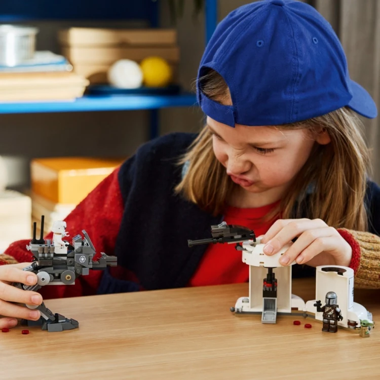 LEGO Klocki Star Wars 75444 Atak AT-RT