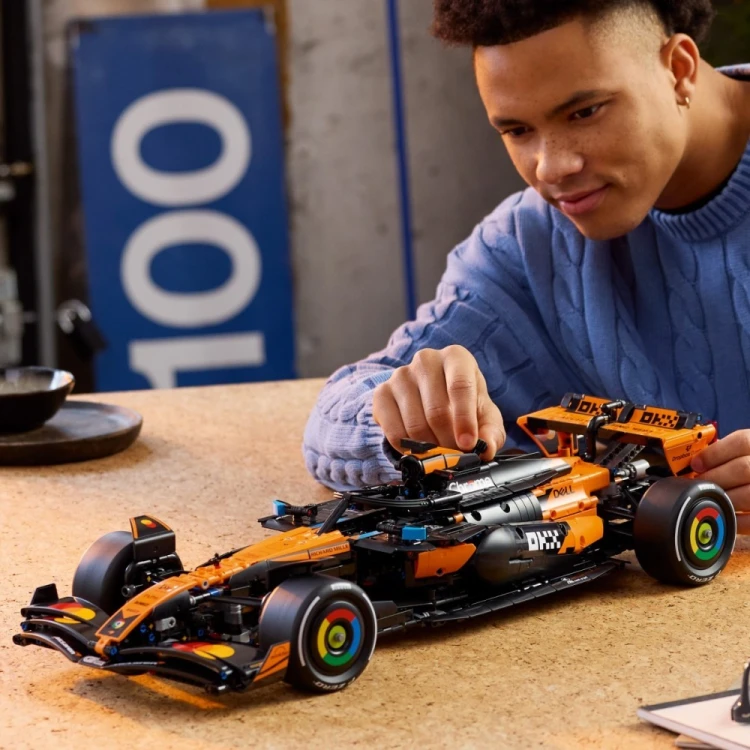 LEGO Klocki Technic 42228 Bolid F1 McLaren MCL39