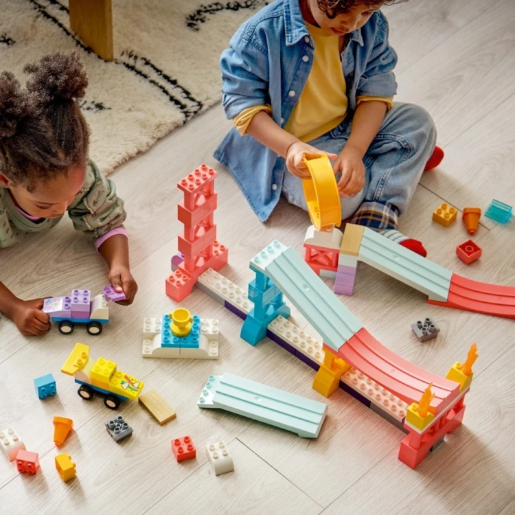 LEGO Klocki DUPLO 10478 Kreatywne rampy 3 w 1 z pojazdami