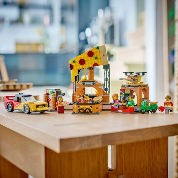 LEGO Klocki City 60496 Dostawa pizzy z pojazdami