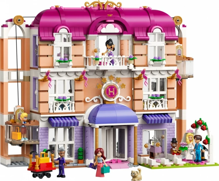 LEGO Klocki Friends 42704 Grand Hotel w mieście Heartlake
