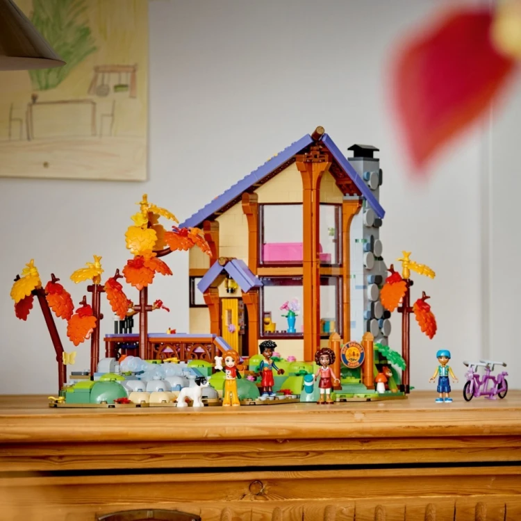 LEGO Klocki Friends 42705 Jesienna leśna chatka