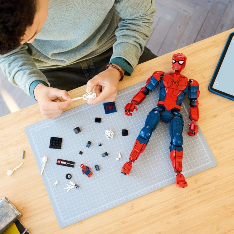 LEGO Klocki Marvel Super Heroes 76346 Figurka Spider-Mana