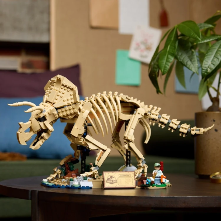 LEGO Klocki Jurassic World 77985 Szkielety dinozaurów: Triceratops