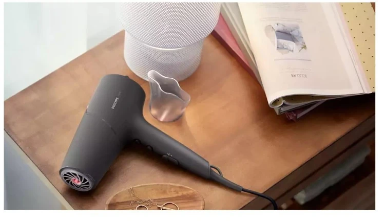 Philips Suszarka do włosów 2100W       BHD504/00