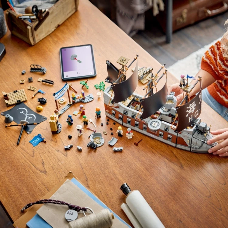 LEGO Klocki One Piece 75646 Okręt Garpa