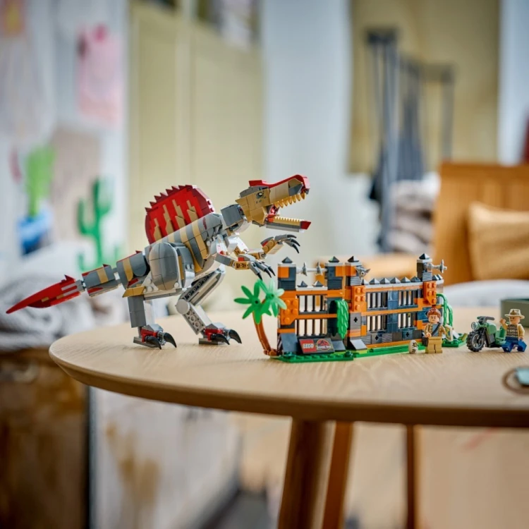LEGO Klocki Jurassic World 77982 Ucieczka spinozaura