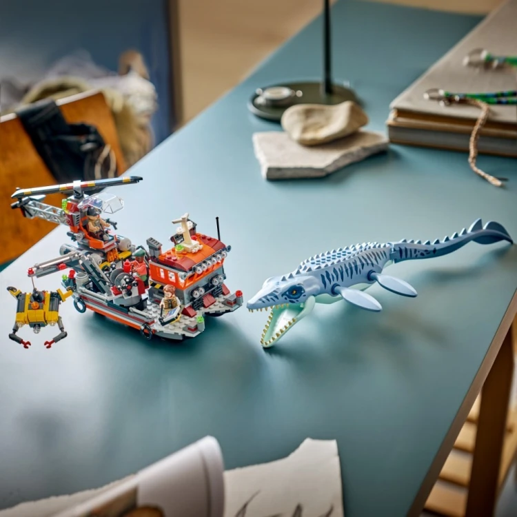 LEGO Klocki Jurassic World 77983 Atak mozazaura na łódź