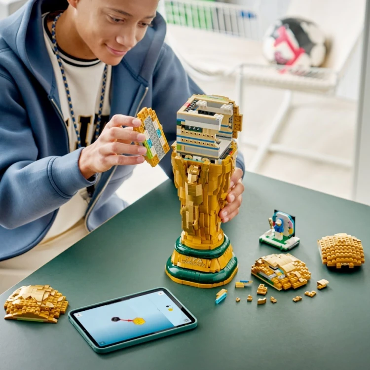 LEGO Klocki Editions 43020 Oficjalny Puchar Świata FIFA