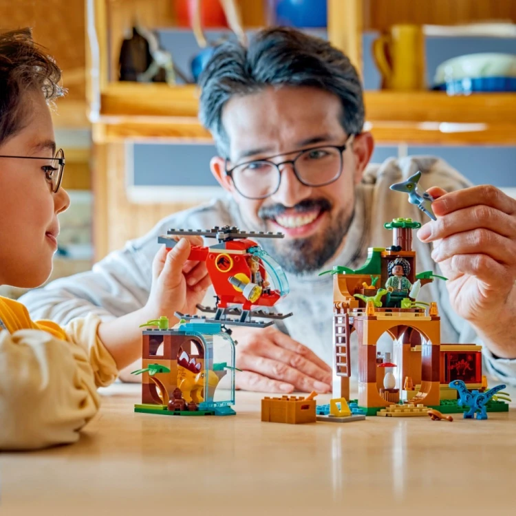 LEGO Klocki Jurassic World 77981 Welociraptor, stegozaur i pteranodon - Centrum ratunkowe