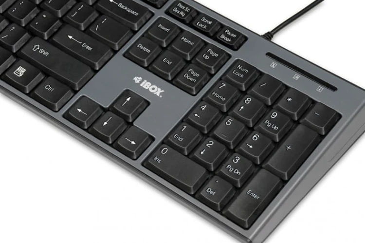 iBOX Zestaw klawiatura + mysz IBOX IKMS606 (USB 2.0; (US); czarna, optyczna; 800 DPI)