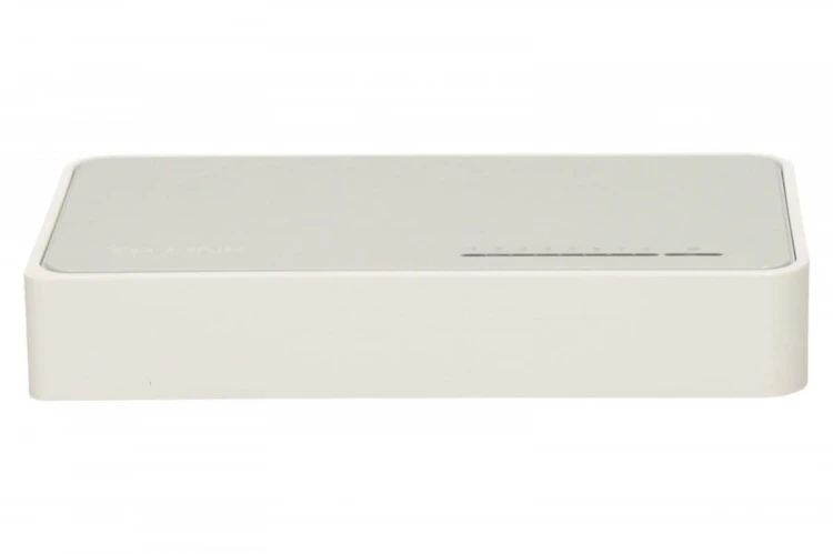 TP-LINK SF1008D switch L2 8x10/100 Desktop