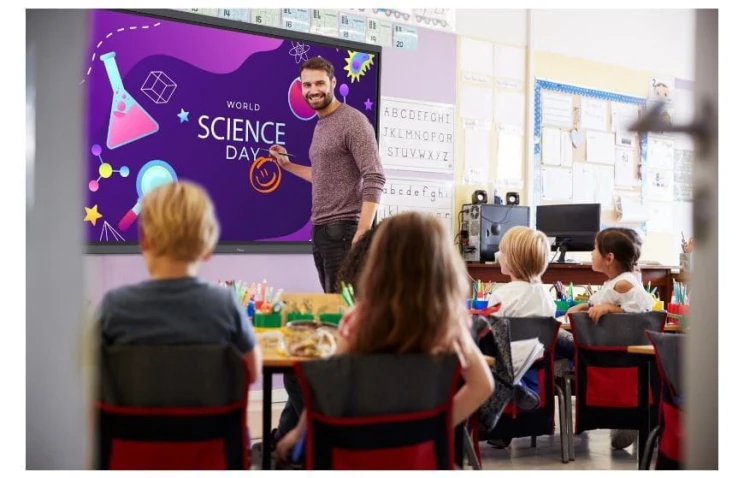 Optoma Optoma monitor interaktywny 65 cali 5653RK 8GB RAM / 64 GB ROM, 2x 18W speaker + 2x 8W subwoofer, 8 mikrofonów, 50-finger mutitouch, zero airga