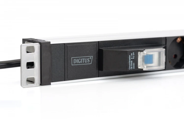 Digitus Listwa zasilająca PDU 19" Rack, 6x gniazdo schuko, 2.0m, 1x wtyk unischuko, 16A, wyłącznik nadprądowy, Profil aluminiowy